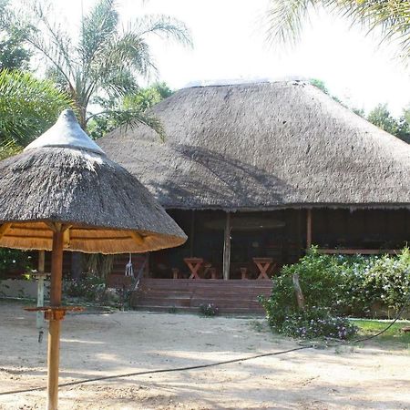 The Nutbush Boma Lodge Hekpoort Exterior photo