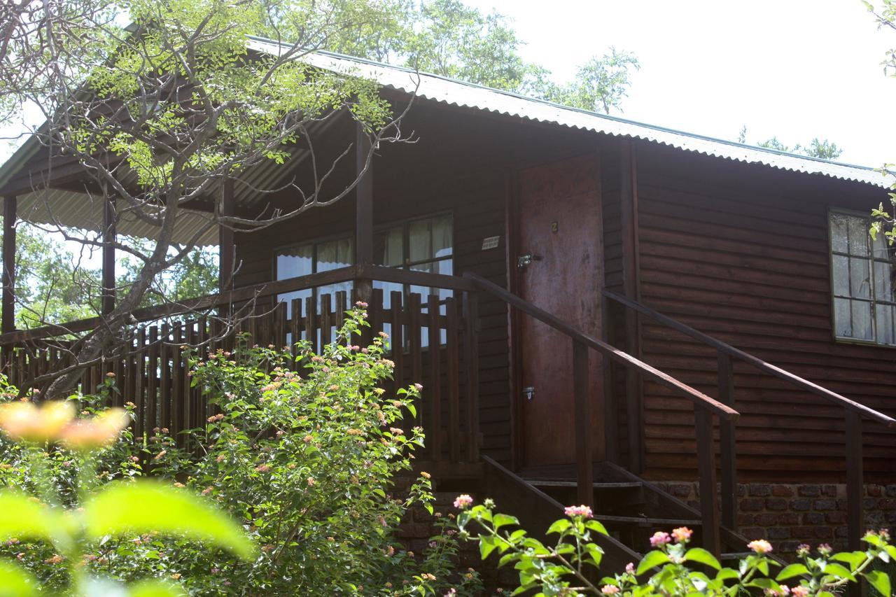 The Nutbush Boma Lodge Hekpoort Exterior photo